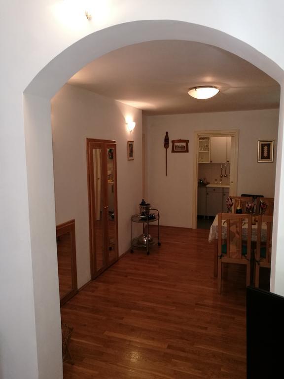 Apartments Kuca Mala Split Exterior photo