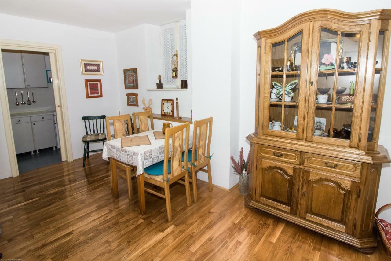 Apartments Kuca Mala Split Exterior photo