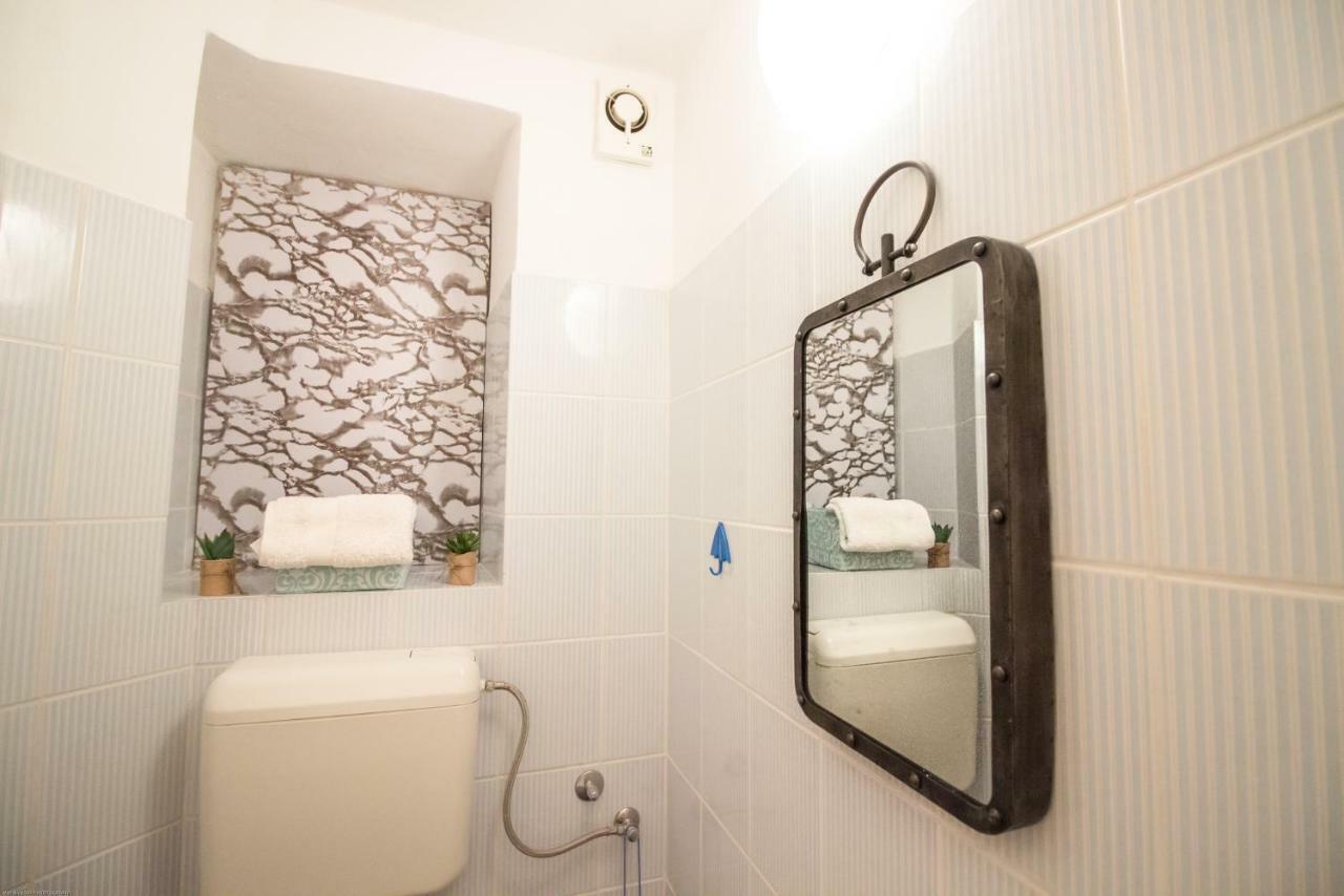 Apartments Kuca Mala Split Exterior photo